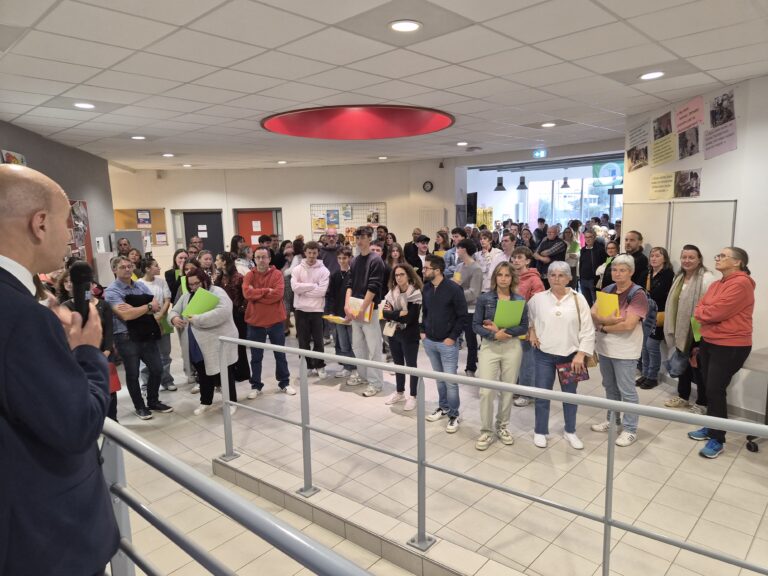 Remise du bac 10 octobre 2025