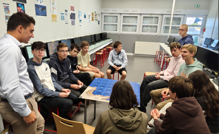 Présentation du métier d&rsquo;ingénieur « face aux défis liés au changement climatique » par Matthieu SUIRE